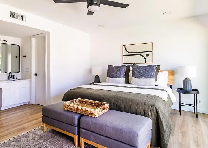 Holiday home Scenic 4br Heated Pool & Games